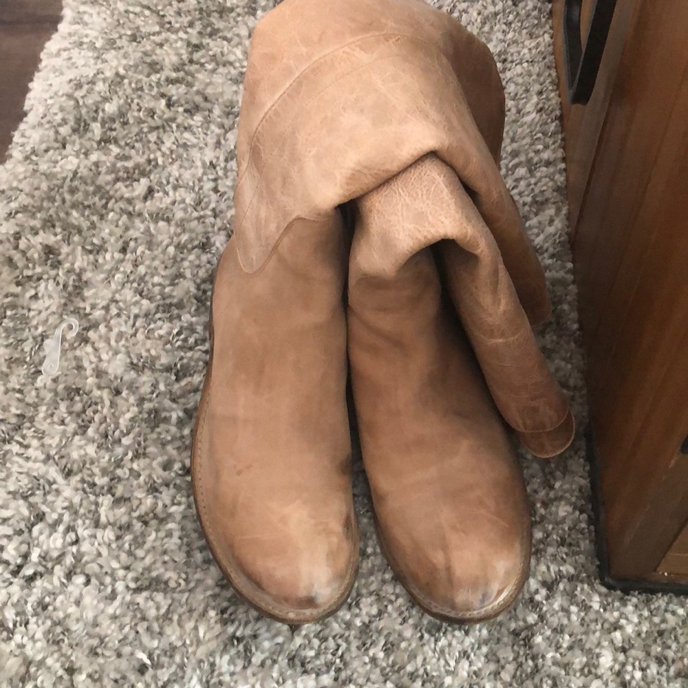 Frye Paige Tall Riding Boots: 9.5 - Picture 2 of 3